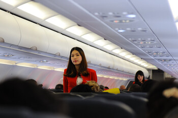 Тайская авиакомпания Bangkok Airways начала взвешивать своих пассажиров 