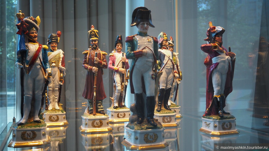 Статуэтки из фарфора Воины армии императора Наполеона