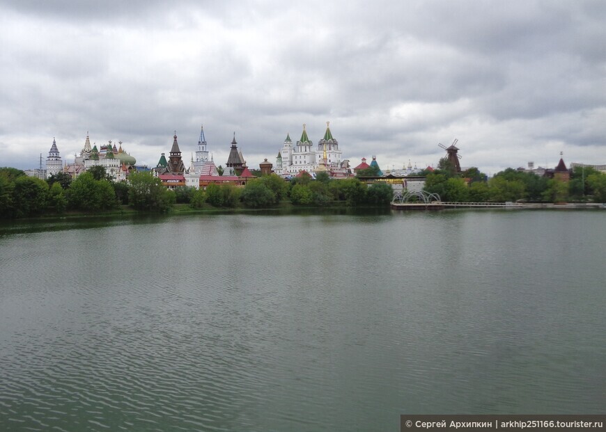 Измайловский парк — один из самых больших в Москве