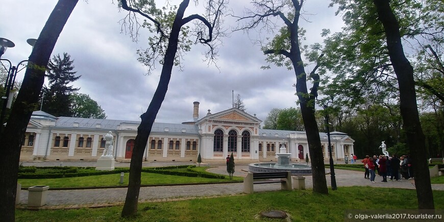 Ессентуки. Ванное здание императора Николая II, освящено в 1898 г.