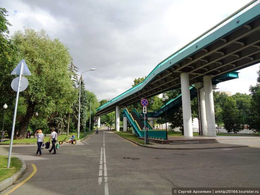 Один день в Москве. От храма Христа Спасителя до Центрального парка культуры 