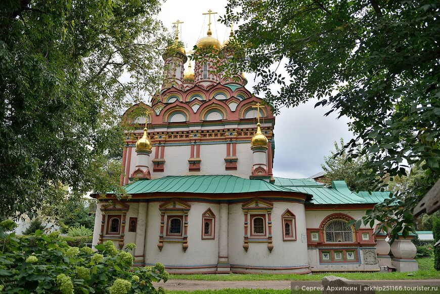 Один день в Москве. От храма Христа Спасителя до Центрального парка культуры 