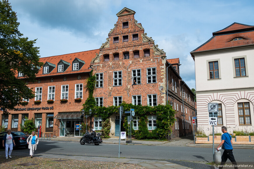 Люнебург — оседающий город соли и шикарная ратуша