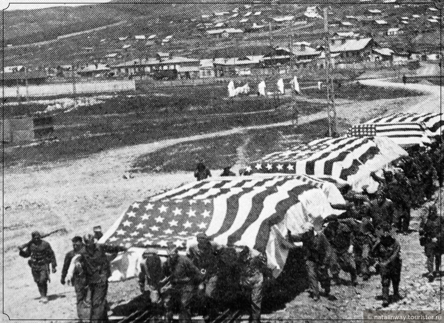 Транспортировка американских военных, погибших во время боя с красными партизанами у села Романовка 25 июля 1919 г. 