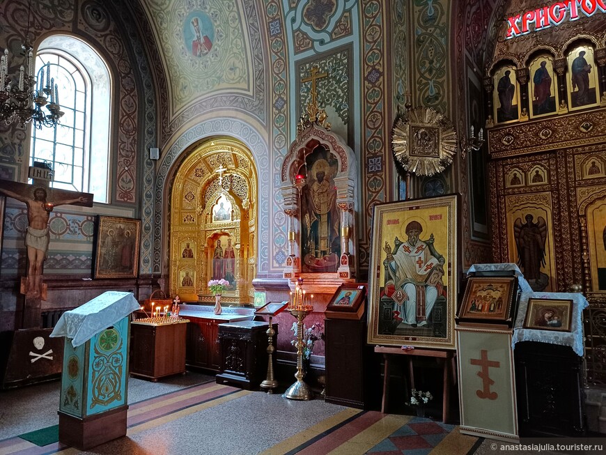 Прекрасная святыня Ялты — собор Александра Невского