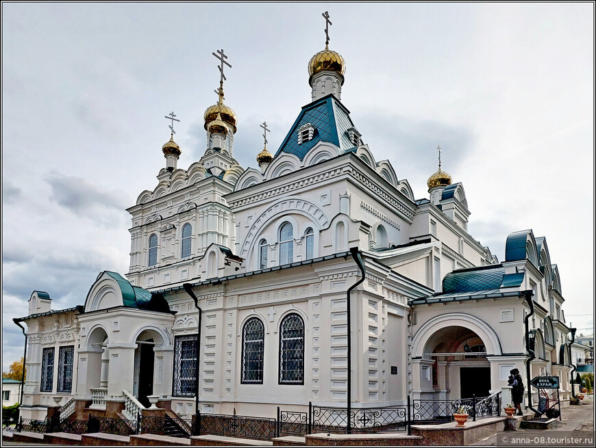 Церковь Троицы Живоначальной Троицкого епархиального женского монастыря