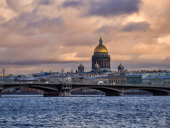 В Петербурге введут туристический сбор 