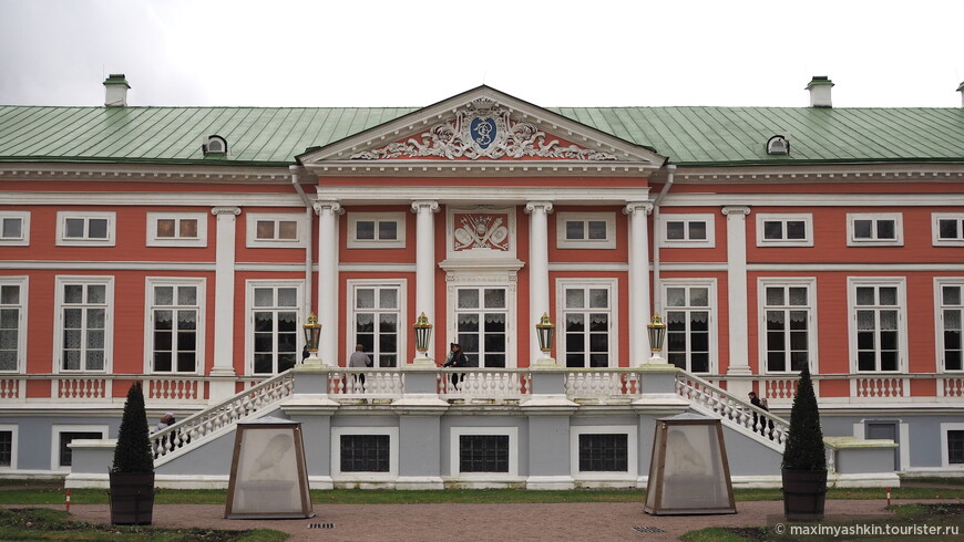 Вид на Дворец Шереметевых со стороны партера