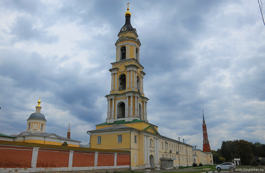 Колокольня Старо-Голутвина монастыря была полностью отреставрирована в 2007 году. 