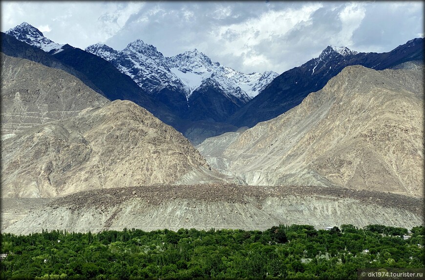 Испытание Пакистаном ч.9 — живописная дорога домой и петроглифы 