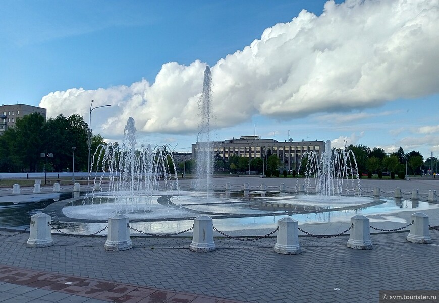 Главный городской светомузыкальный фонтан на площади Молодежи был открыт в 2019 году.