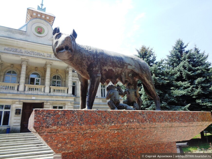Национальный музей истории Молдовы в Кишиневе