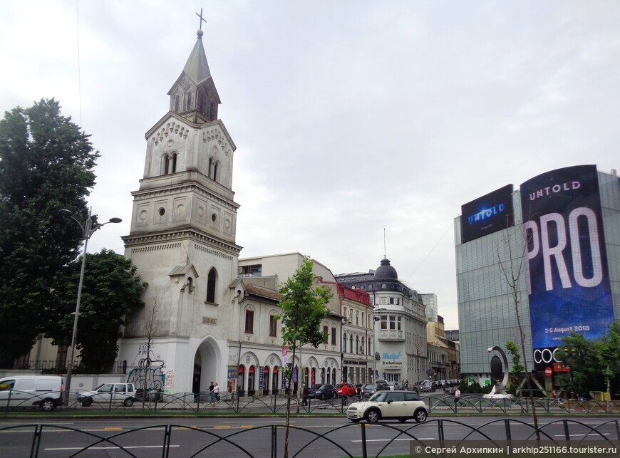 Новая церковь Святого Георгия — шедевр румынского зодчества в Бухаресте