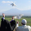 Римский Папа и Католикос всех армян на паломничестве в Хор Вирап 