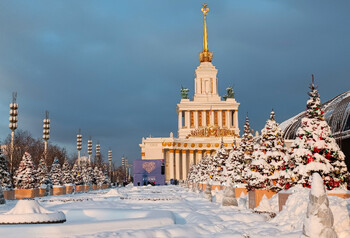 В Москве сугробы достигли рекордной высоты 