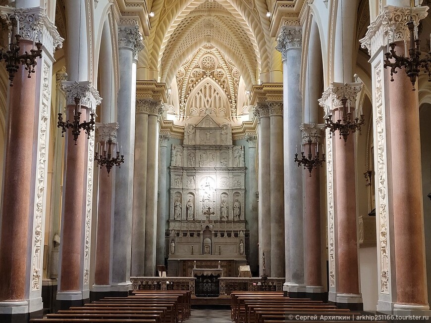 Великолепный средневековый собор в Эриче — на Западе Сицилии