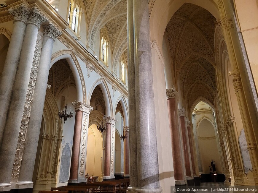 Великолепный средневековый собор в Эриче — на Западе Сицилии
