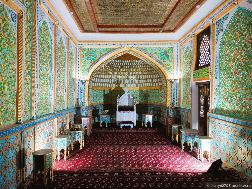 Куринишхана - зимний тронный зал