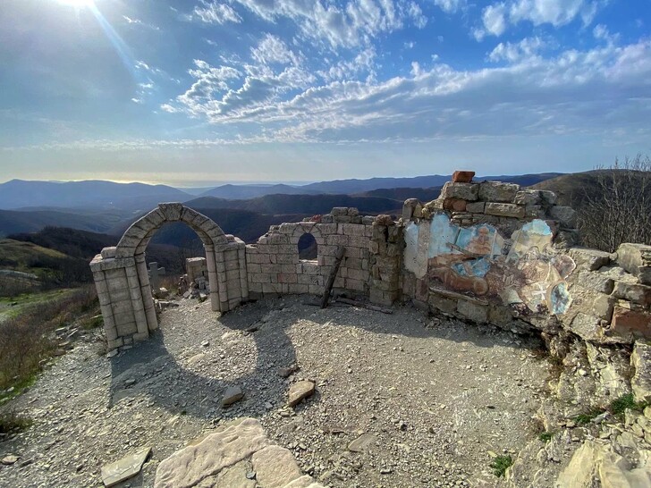 Панорама от площадки «Грозовые ворота»