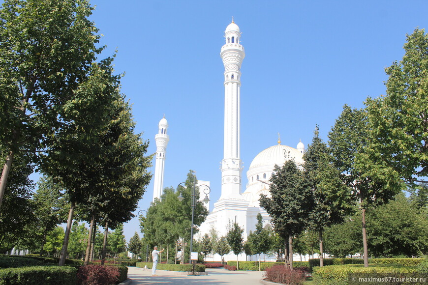Самая большая мечеть Европы
