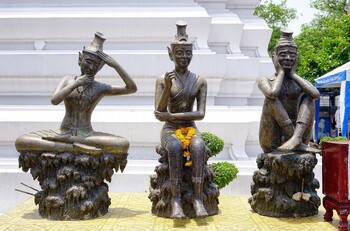В Бангкоке оштрафовали отель за статую божества
