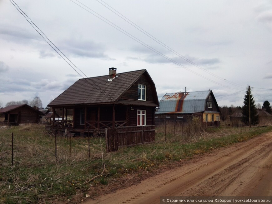Село здесь