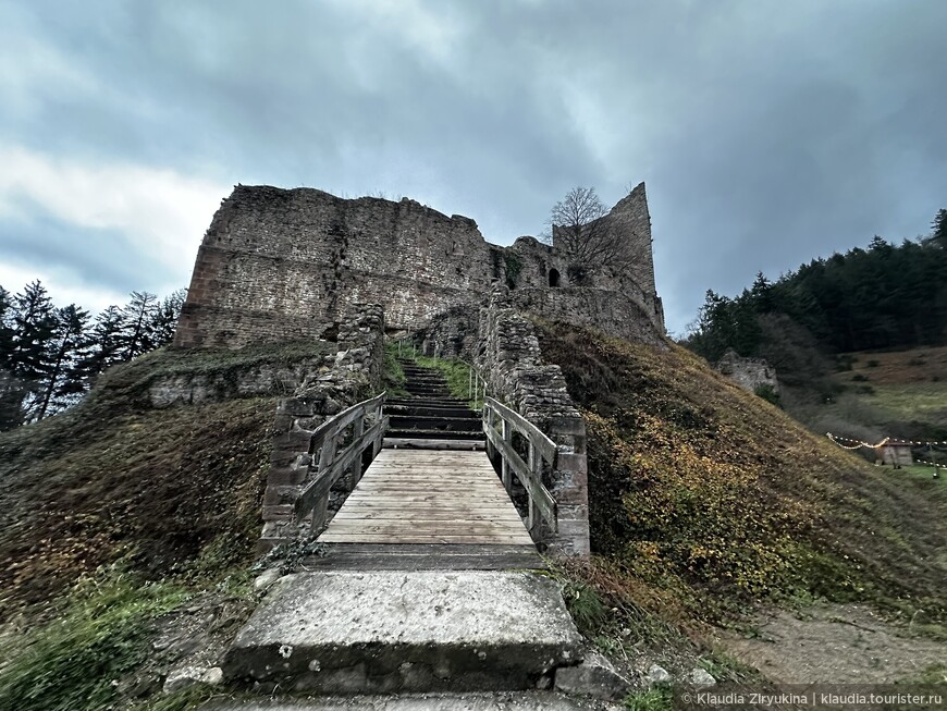 Долина Ренхталь — городок Оберкирх и руины крепости Шаубург