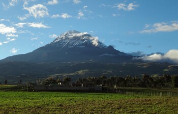 Туристам рекомендуют воздержаться от посещения Эквадора