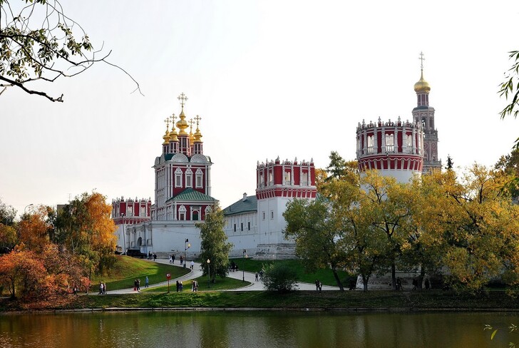 Панорама Новодевичьего монастыря