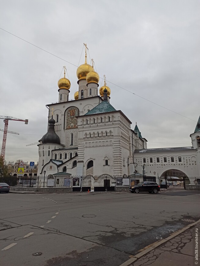 Уголок Москвы в центре Петербурга! Кремлёвская стена и Феодоровский собор