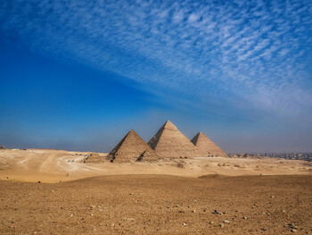В Египте приостановили спорную реконструкцию пирамиды Микерина
