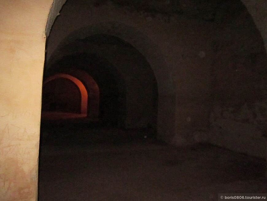 День в Мекнесе — мавзолей, тюрьма и закат