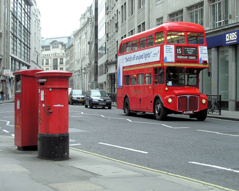 Лондонский автобус Volvo Routemaster