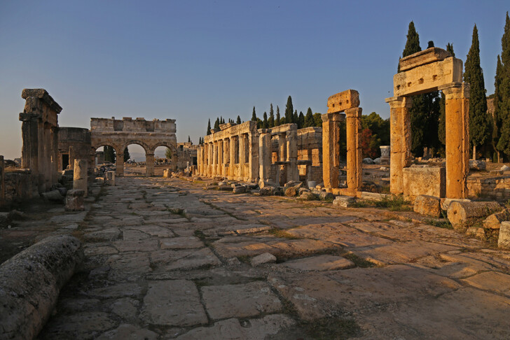 Улица римского Иераполиса