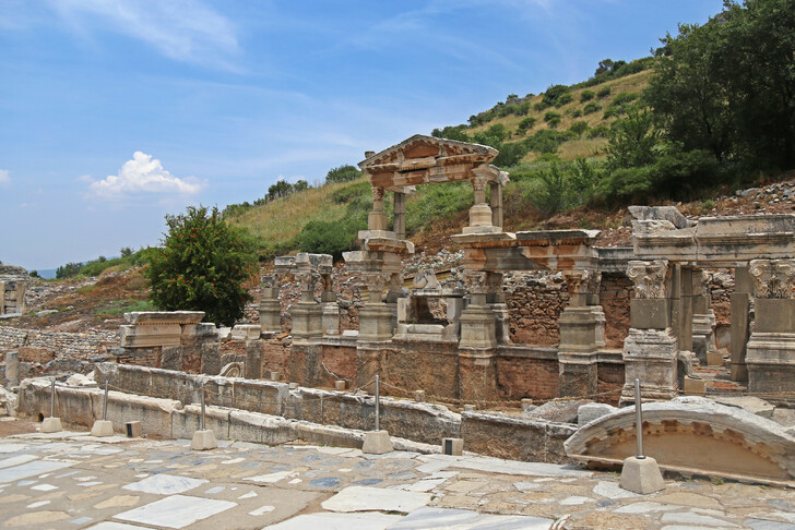 Эфес - крупнейший музей под открытым небом