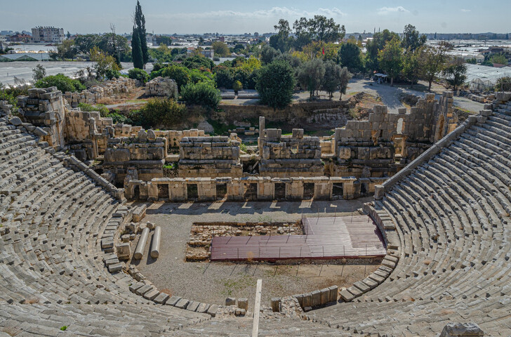 Античный театр в Мире