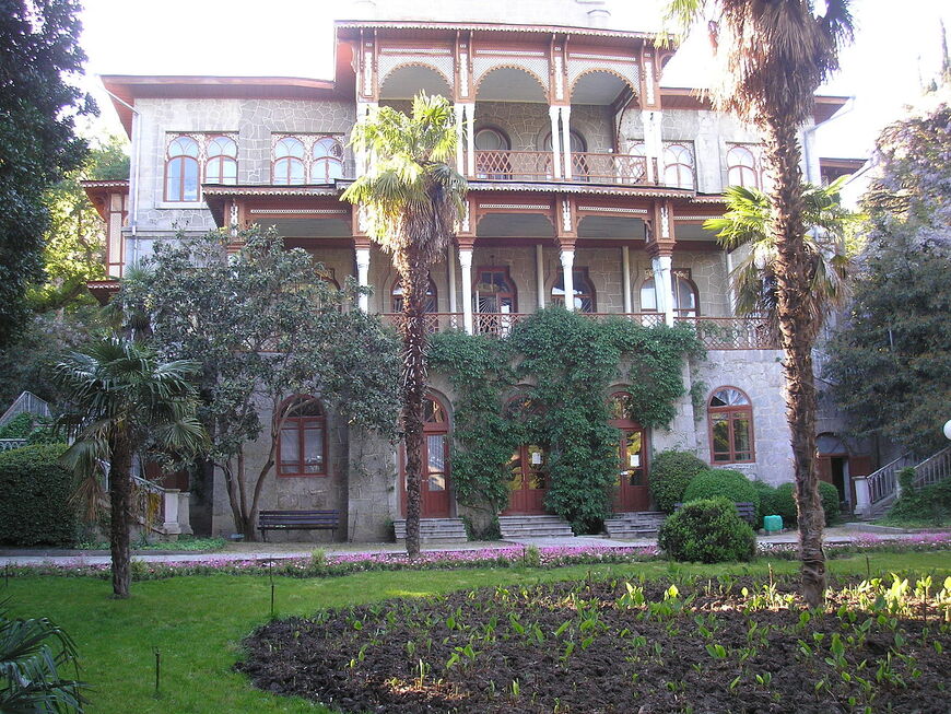 Дворец Карасан