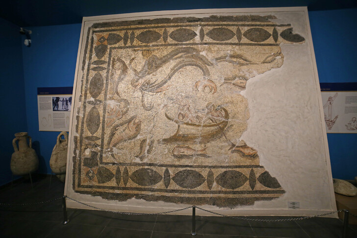 С античным наследием можно познакомиться в музеях Алании