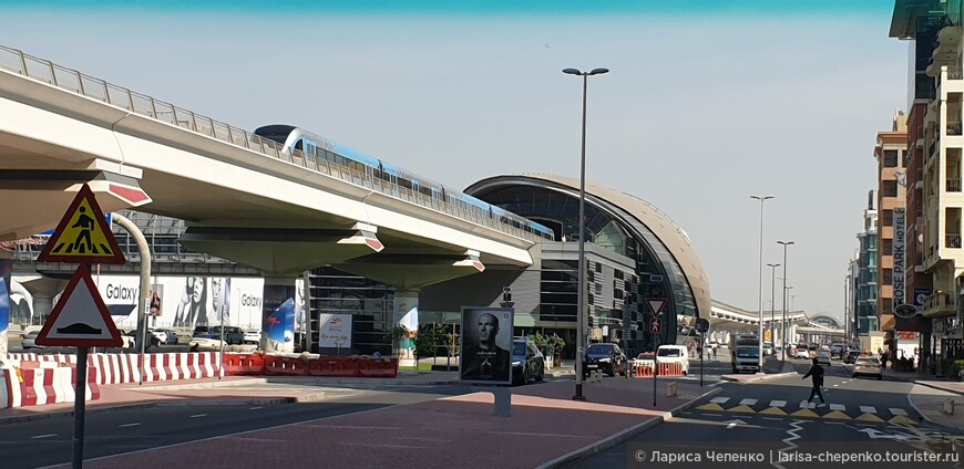 Метро в Дубае. Электропоезда без машинистов, но с контролёрами