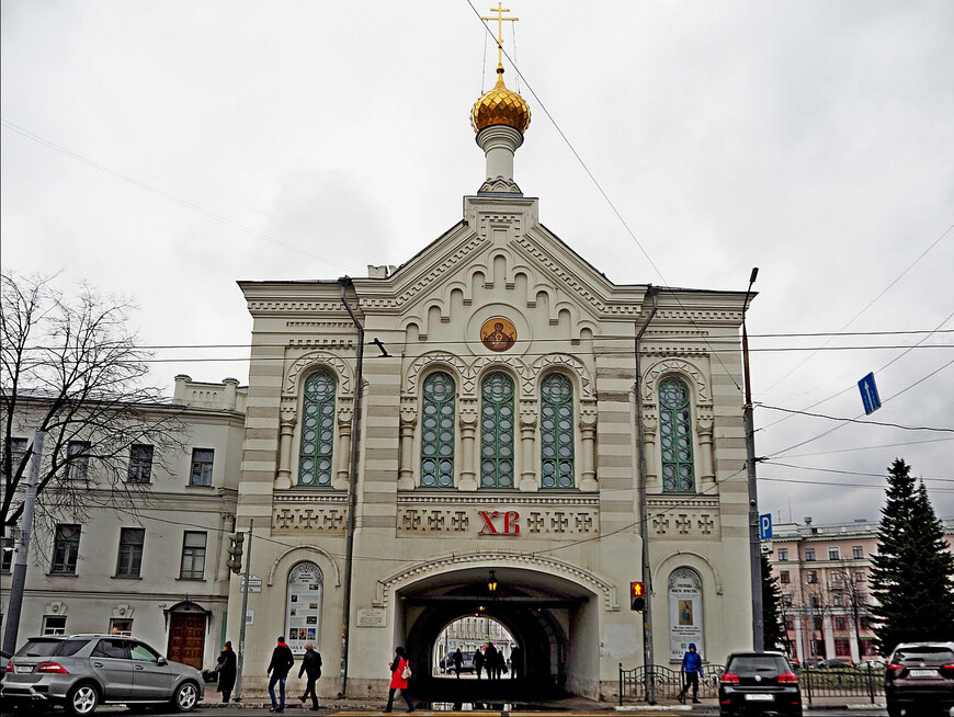 Власьевская башня и Знаменская церковь<br/> в Ярославле