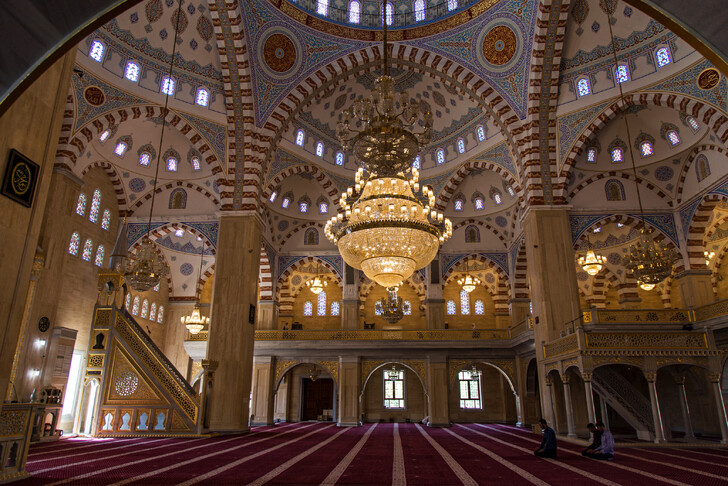 Великолепные мечети - гордость Чечни 