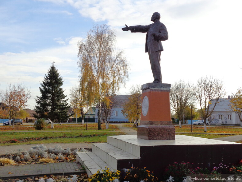 Сюрпризы площади Ленина в Столбцах