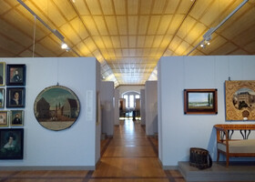 Большой зал музея Шлоссберг с выставкой об истории Хемница
