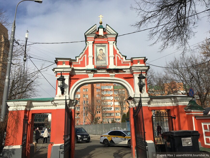 Храм Пимена Великого около станции метро Новослободская