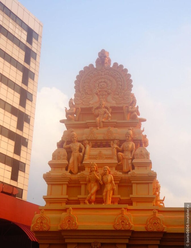 Крупнейший индуистский храм Кучинга