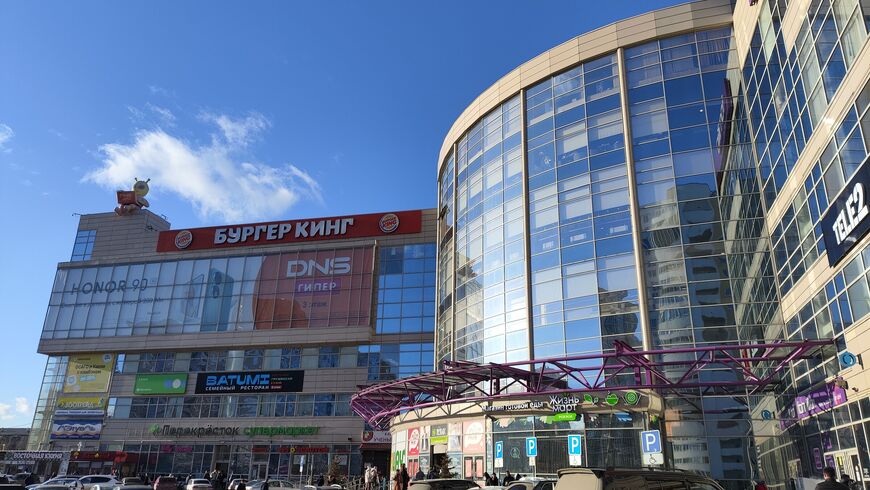 ТРЦ «Мегаполис» в Екатеринбурге