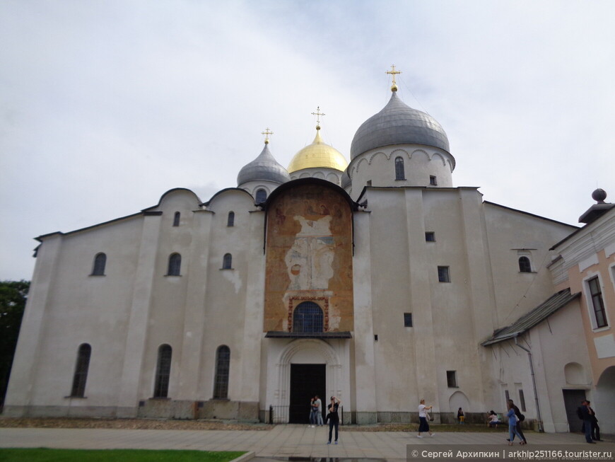 Средневековые Магдебургские врата 12 века — в Великом Новгороде