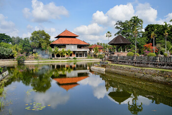 Бали стал одним из лучших туристических направлений 2024 года