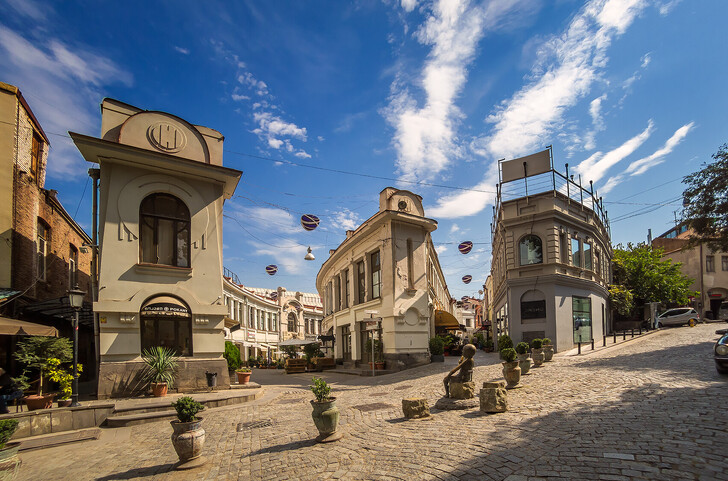 Улочки Старого города - один из поводов поехать в Тбилиси