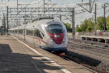 Подросток проехал из Москвы в Петербург снаружи поезда «Сапсан» 